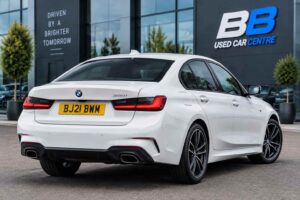 2022 BMW 330e M Sport